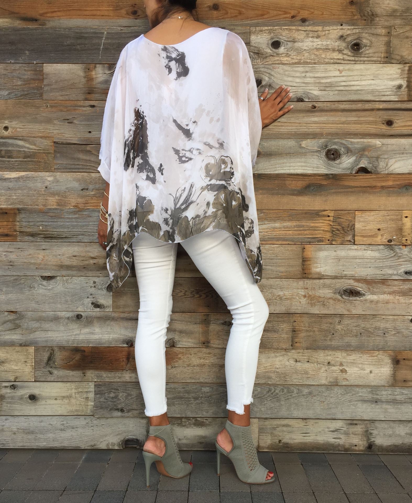 Italian Floral Raw Moda Silk Top Top Raw Moda