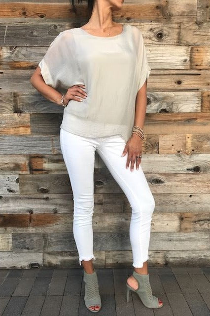 Italian Solid Silky Top Raw Moda Top Raw Moda One Size Beige