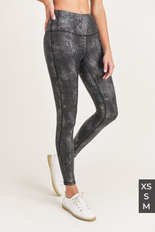 Raw Moda Black Grey Snake Foil Print Highwaist Leggings Leggings Raw Moda