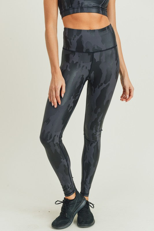Camo Foil Highwaist Leggings Leggings Raw Moda Small Black
