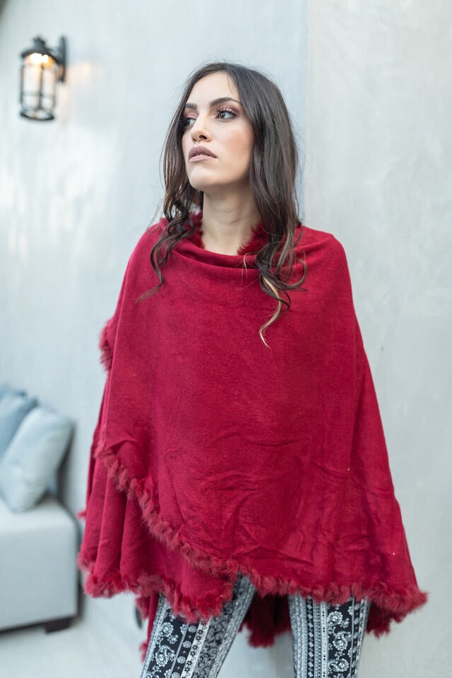 Open Front Raw Moda Shawl With Fur Trim Pancho Raw Moda One Size Burgundy