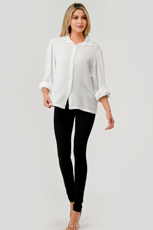 Raw Moda Dahlia Cotton Button Shirt – styled with high-rise jeans

