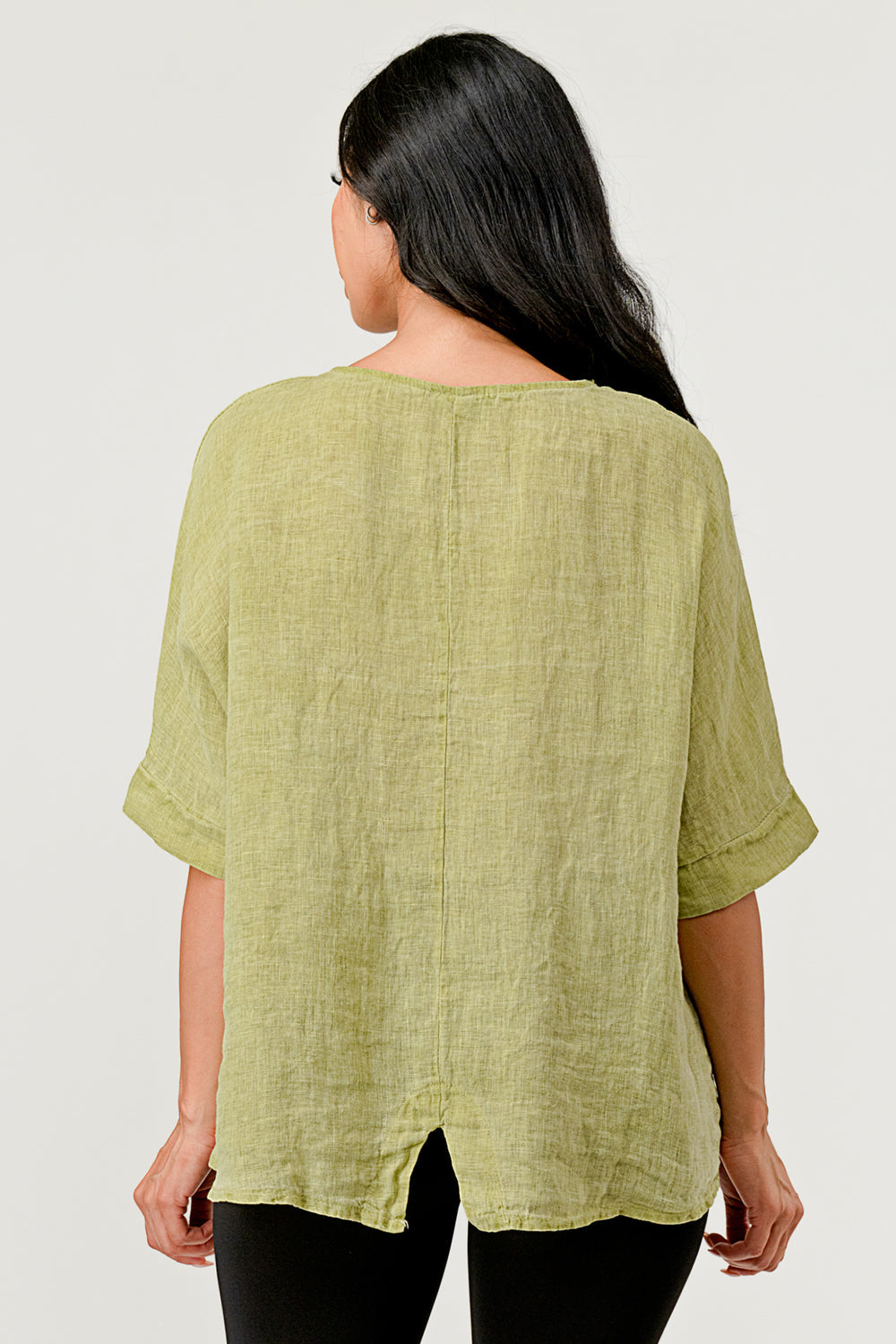 V Back Italian Linen Top with Pocket – back view showing V cut