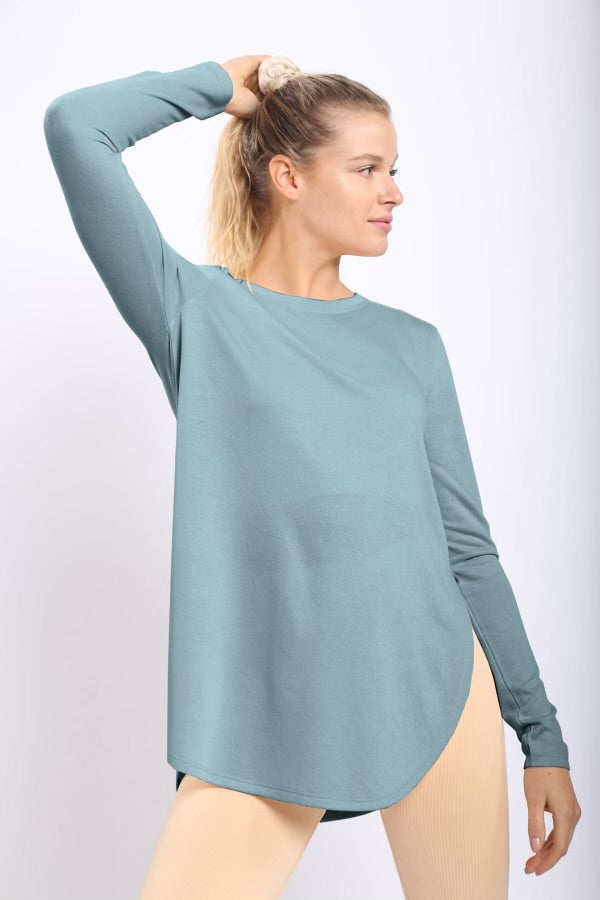 Long Sleeve Flow Top with Side Slits Top Raw Moda   